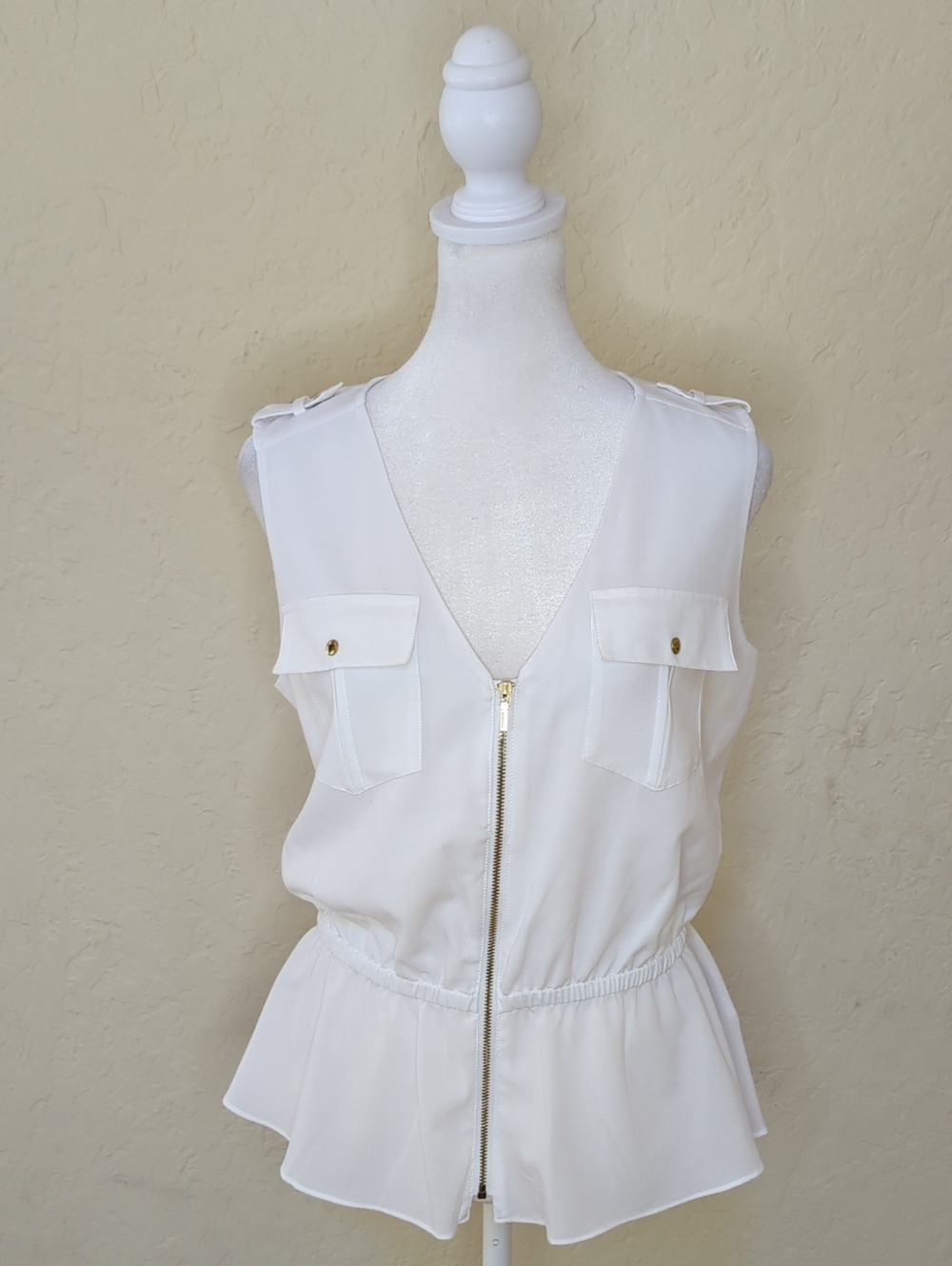 bebe White Sleeveless Front Zip Utility Top Size Small